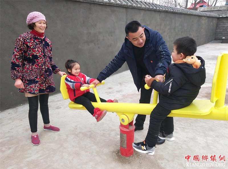 ۰����ͷ�����ٽָ�Ů��ͯ������