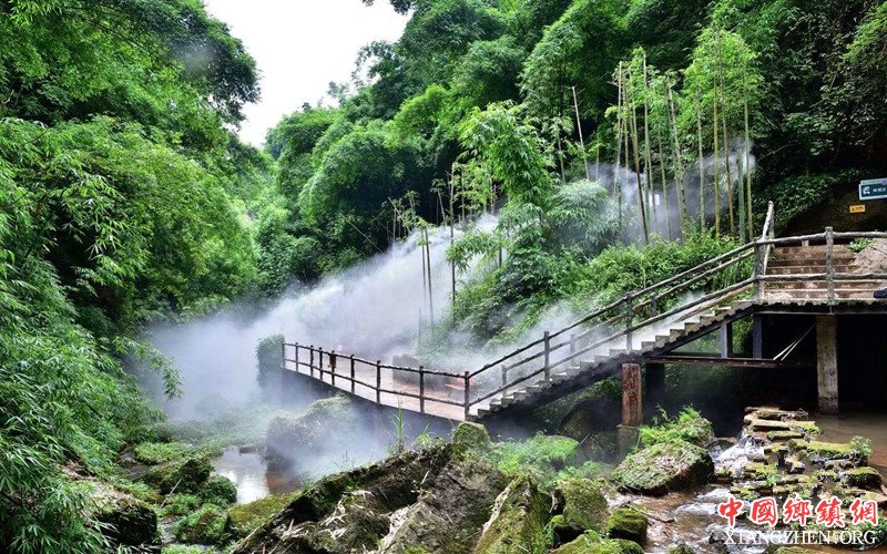 1��11�գ��ɶ�������������װӭ��