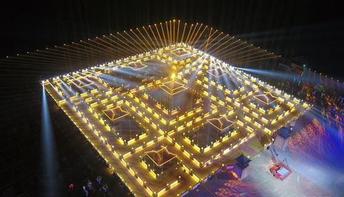 �����ƺӵ���չ��ò