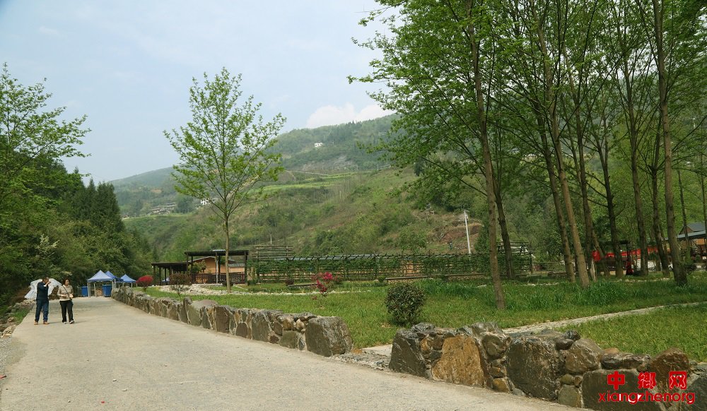 ������ɽ��ƺ��̶Ϫ�����ο����ﲻ��