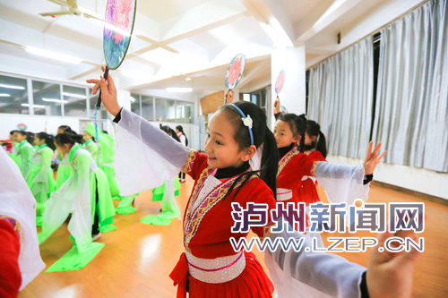春色满园排练现场