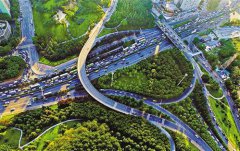 ���죺��ǿ�������̻����� ����ɫ�������ɶ��ط羰��