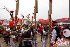 ����������ɽ��ٰ��ֵܽ�����������η�չ