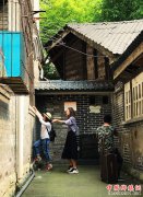 ����ζ������������