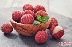 ���ݣ��ٰ�2018�����֦��ҵʢ�� ǿ����ɫ��ũ