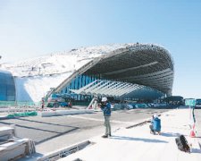 ̽�ý����еı����»��� �á���ˡ�����ƽ��չ��