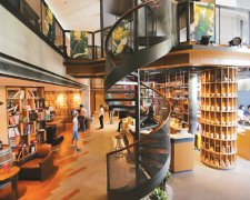 �Ƶ�ҵ��֤�й����Ų��� �����������·�չ