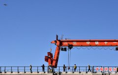 ������·���ֶε�һ������³�ز��������̹�