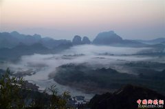 ��������ɽ