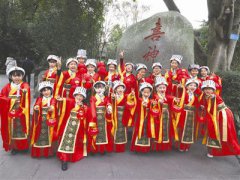 �ɶ����ܱ߻�ḻ ��������ӭ����