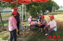 ������ġ�С��ñ��