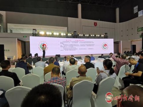 ��ģ�����ƶ� ����������Ʋ�ҵ��չƿ����