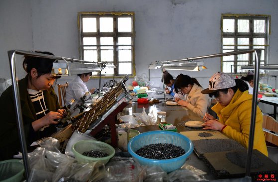 ���ո�������ҵ�����϶���