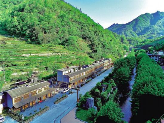 ɽˮ����չ���ȡ���᰸�����̬���������ʵ