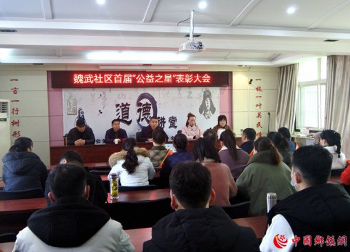 �����۳���κ���������Ȱ���������� ������֮�ǡ��ܱ���