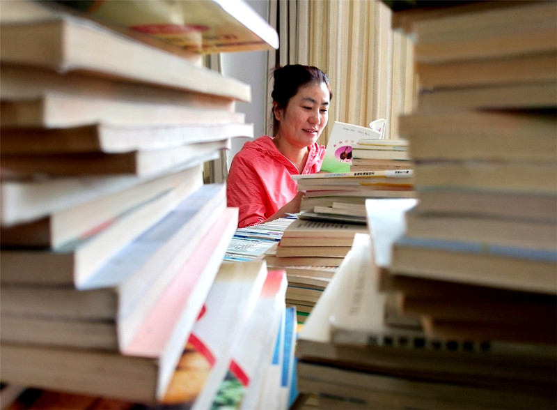 ɽ��۰�ǣ����Ĵ��칲����ɫ����