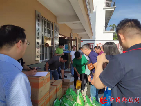 ���������ͷ�����м�ί�����ο����ƶ��