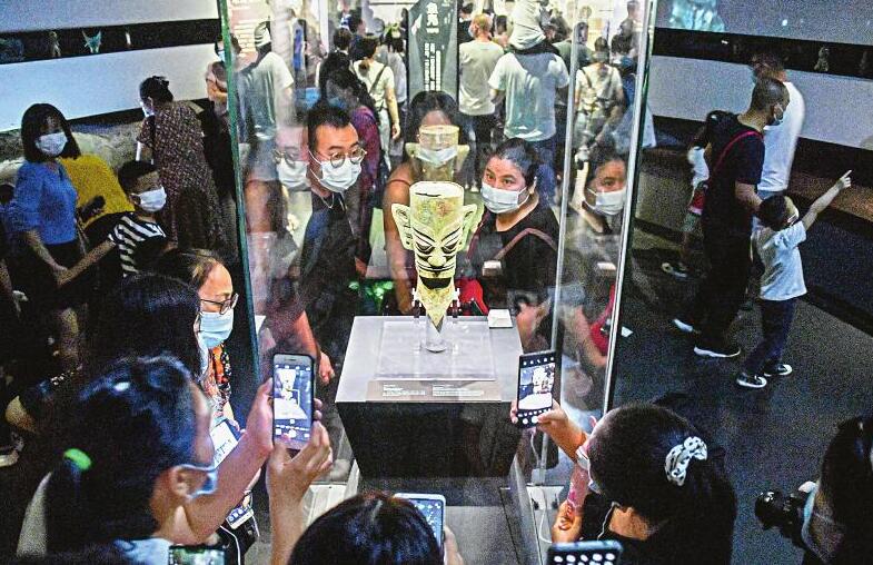 �ο��ڳɶ�����ݸ��ܰ����Ļ�����