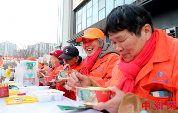 ���ո����������� ο����