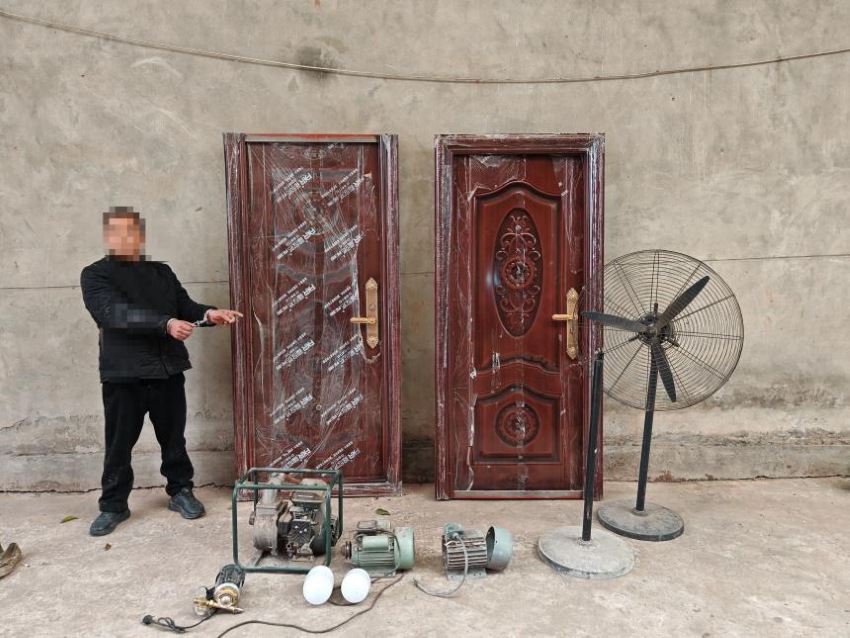 ����������ָ�ϵ��Բ�������ع������Է��ɳ�����ͼ